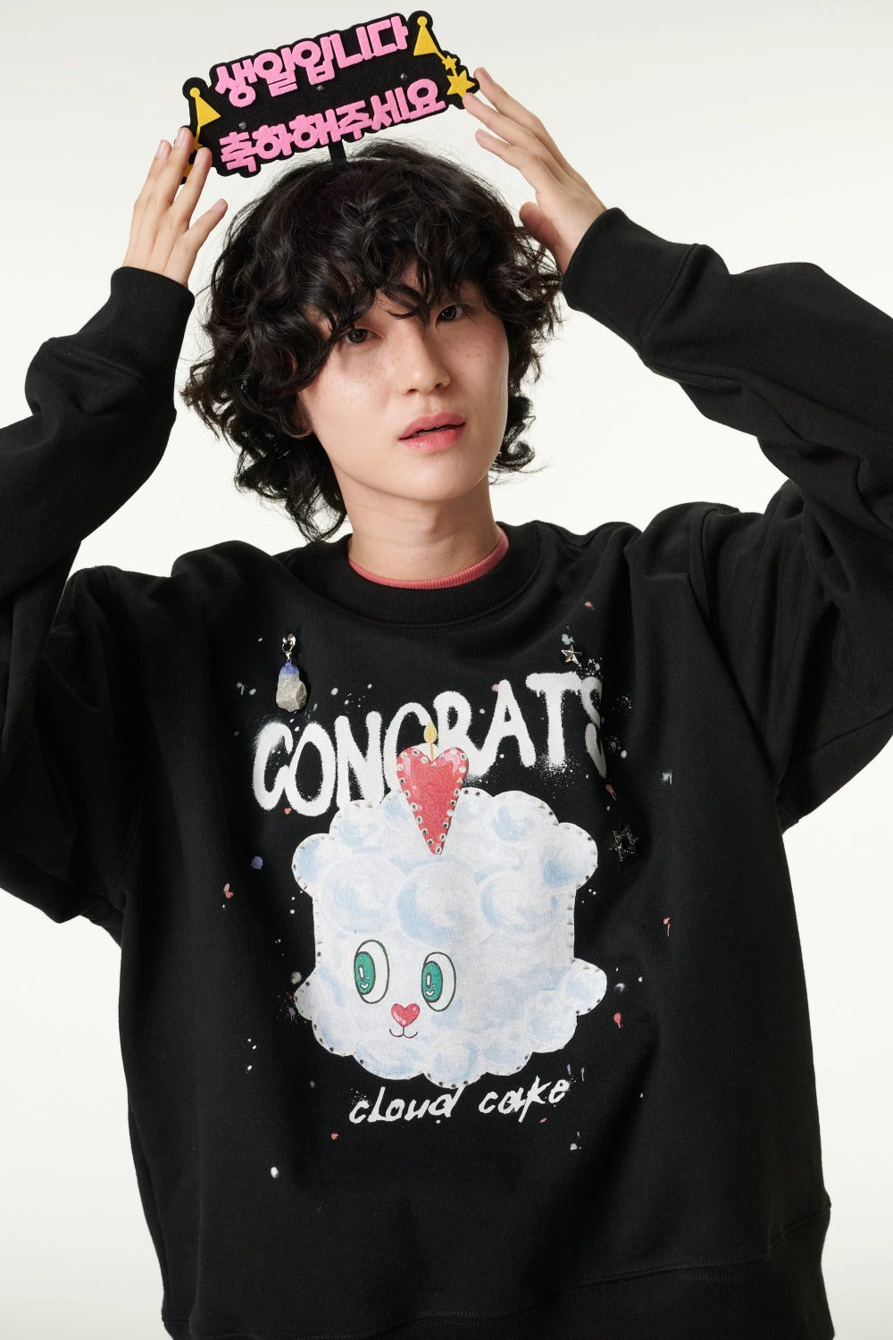 [CLOUD CAKE]Fashion Cloud Cake  Drawing Embroidered Sweatshirt Unisex-3