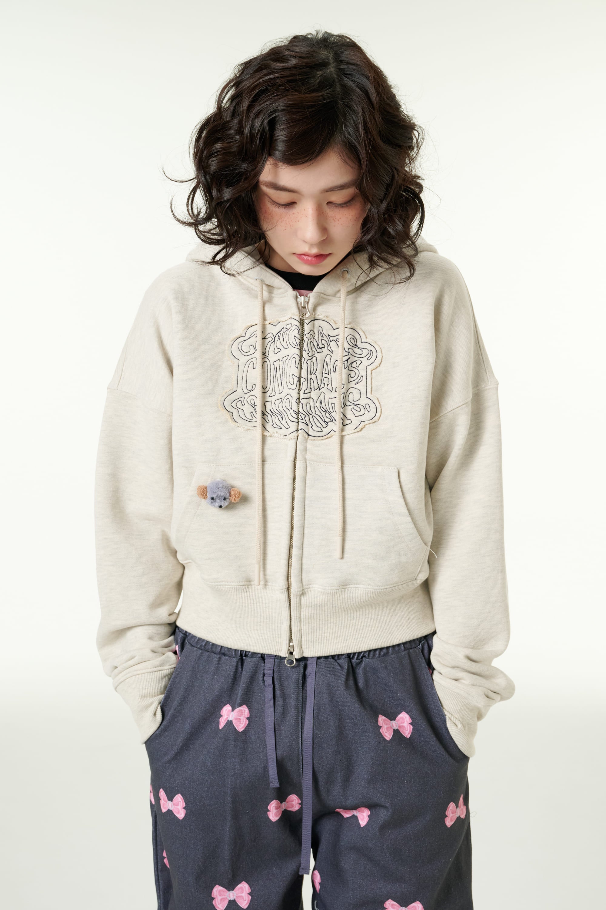 [CLOUD CAKE] Cloud Cake Applique Embroidery Crop Hoodie Zip-up-4