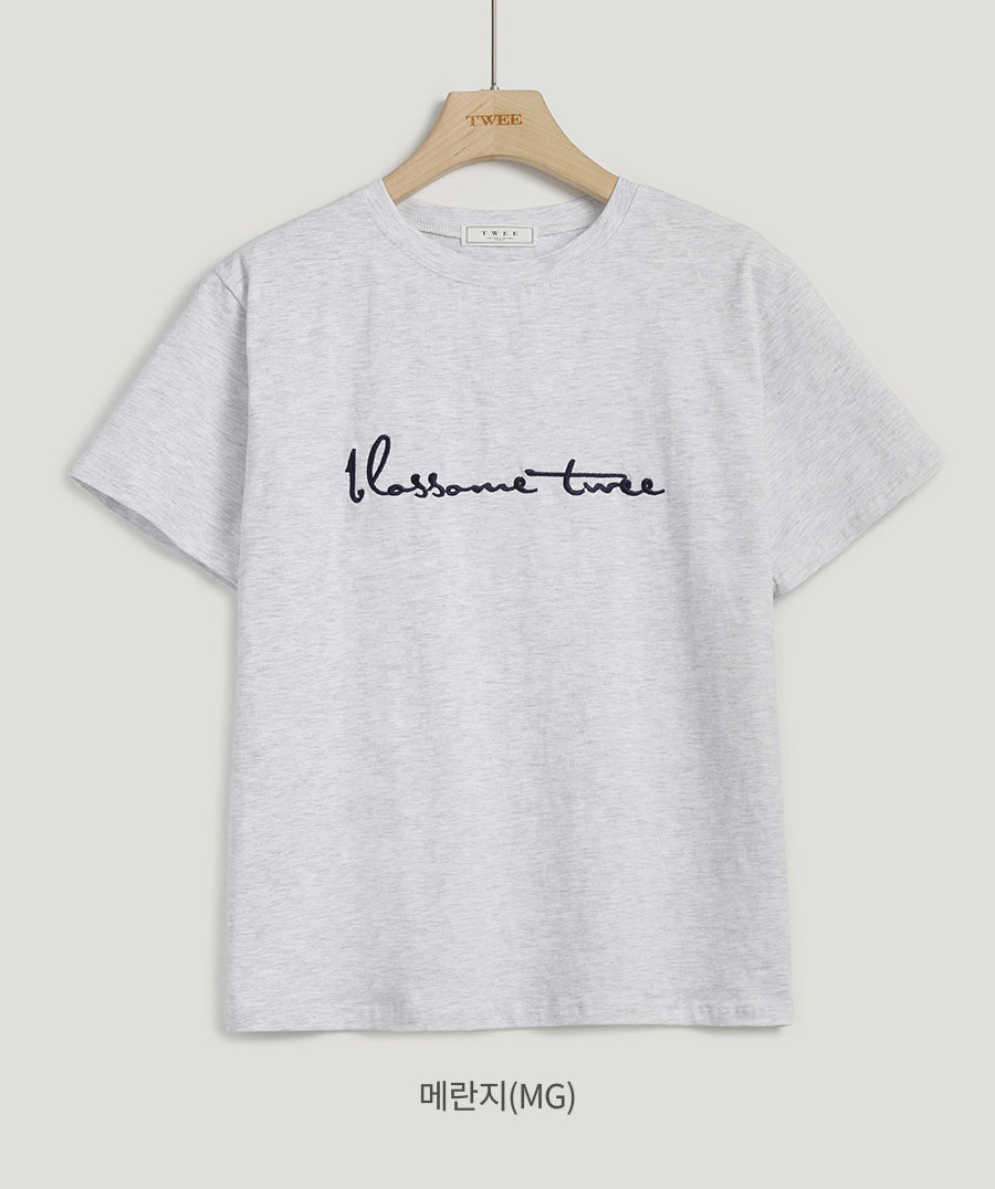 [TWEE] Poezi Big Lettering Embroidered T-Shirt-6