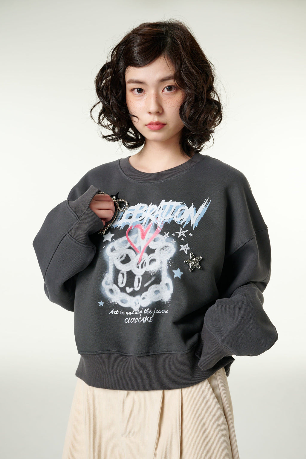 [CLOUD CAKE] Women's Fashion Cloud Cake Spray Artwork Sweatshirt-0