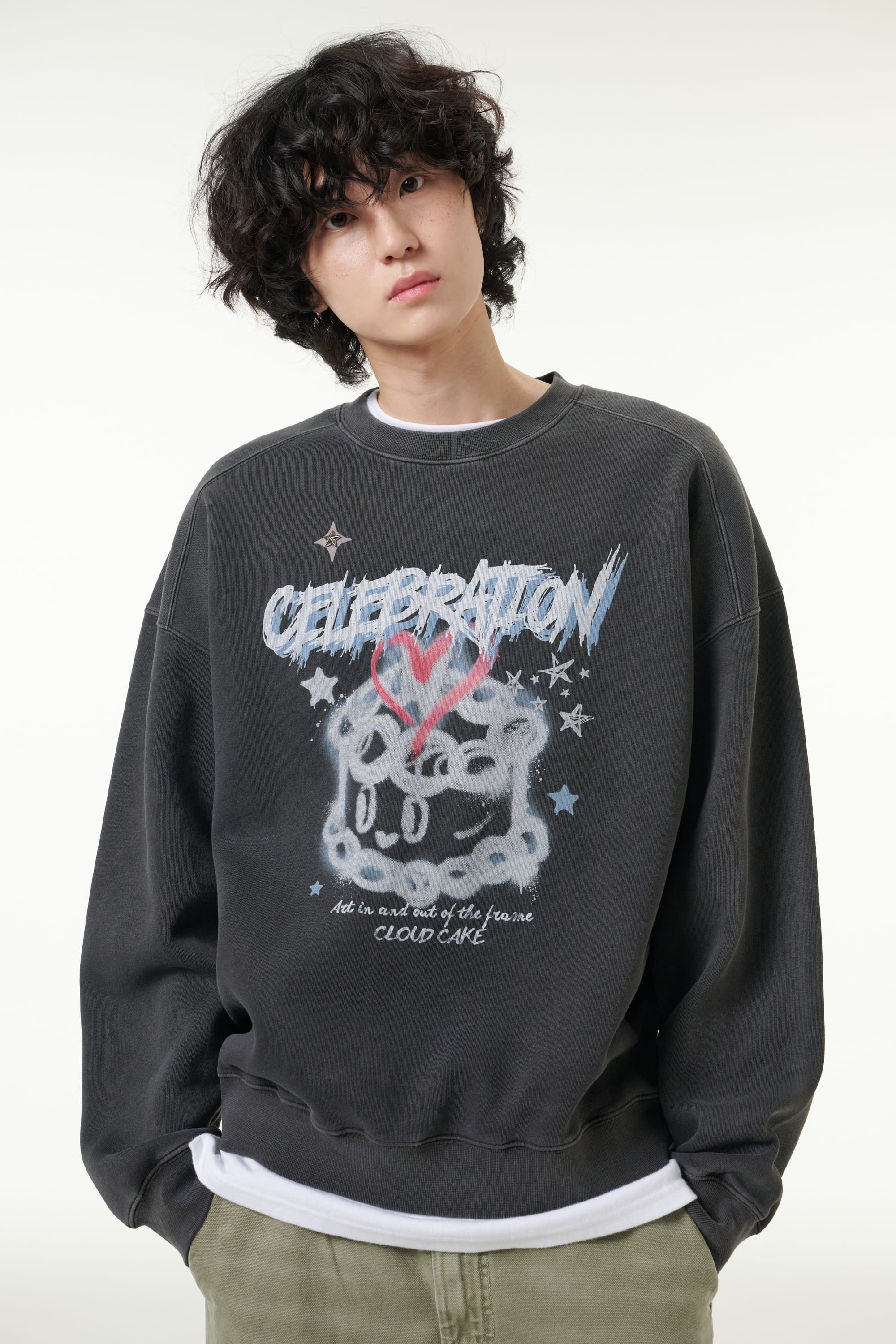 [CLOUD CAKE] Pigment Double-Layer Fabric Printed Sweatshirt Dark Gray-5