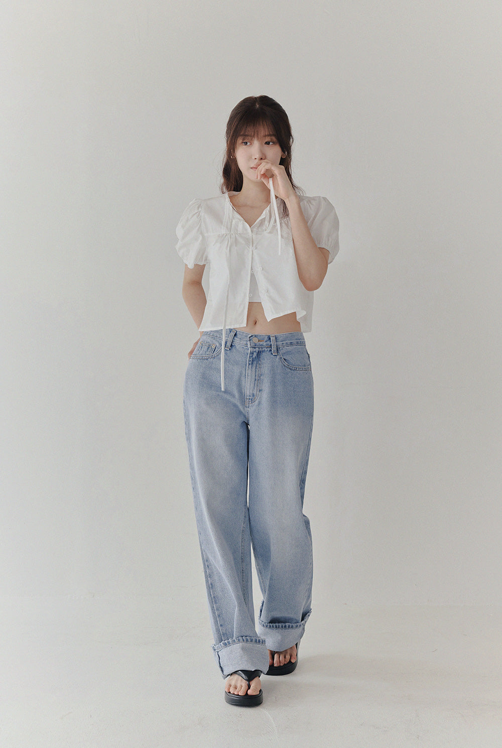[TWEE] Peral Puff Button Blouse-3