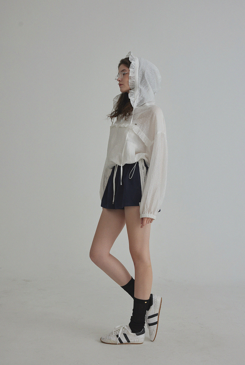 [TWEE] Rench Frill Hooded Windbreaker-2