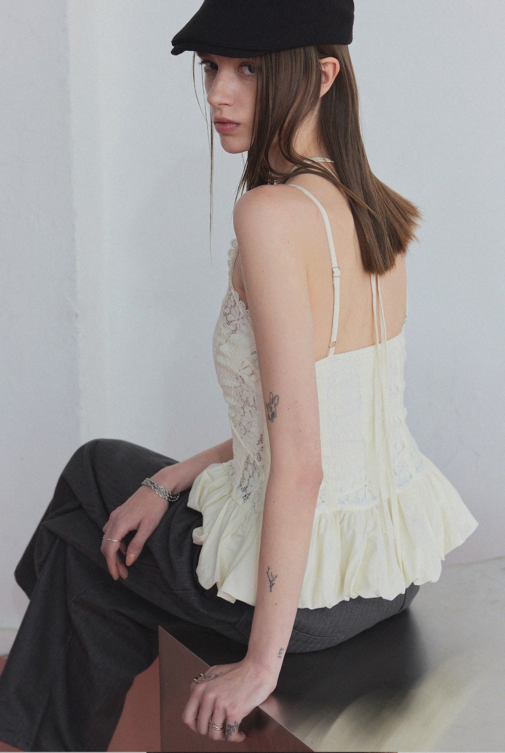 [TWEE] [GROWHIDE] Ophen Punching Lace Balloon Blouse-4