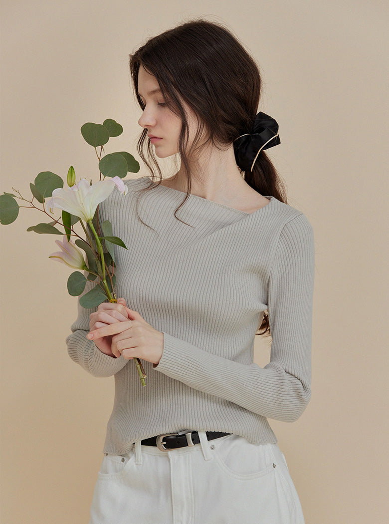 [TWEE] Tinin Asymmetric Neck Ribbed Knit-1