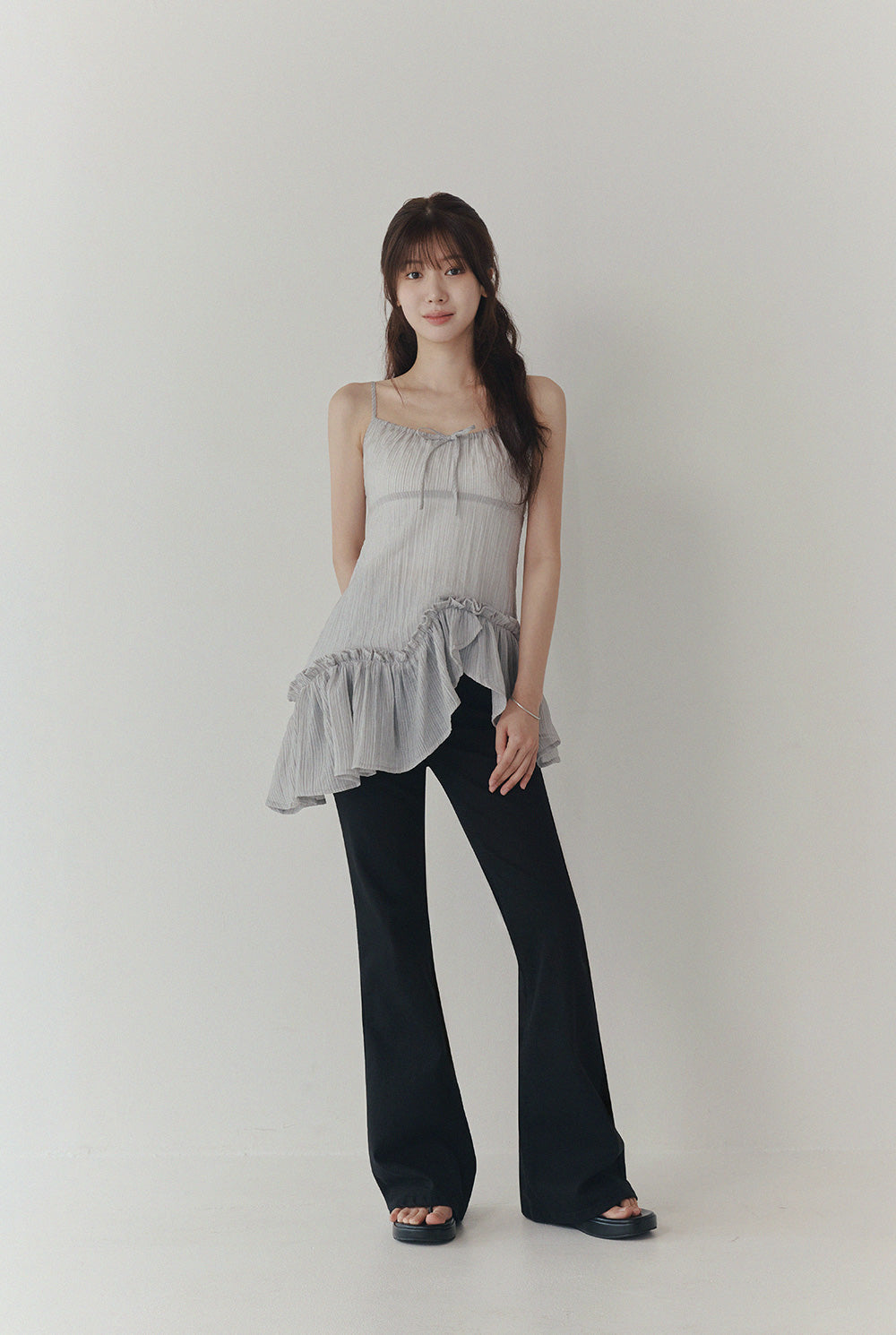[TWEE] Ledel Asymmetric Ruffle Sleeveless Blouse-0